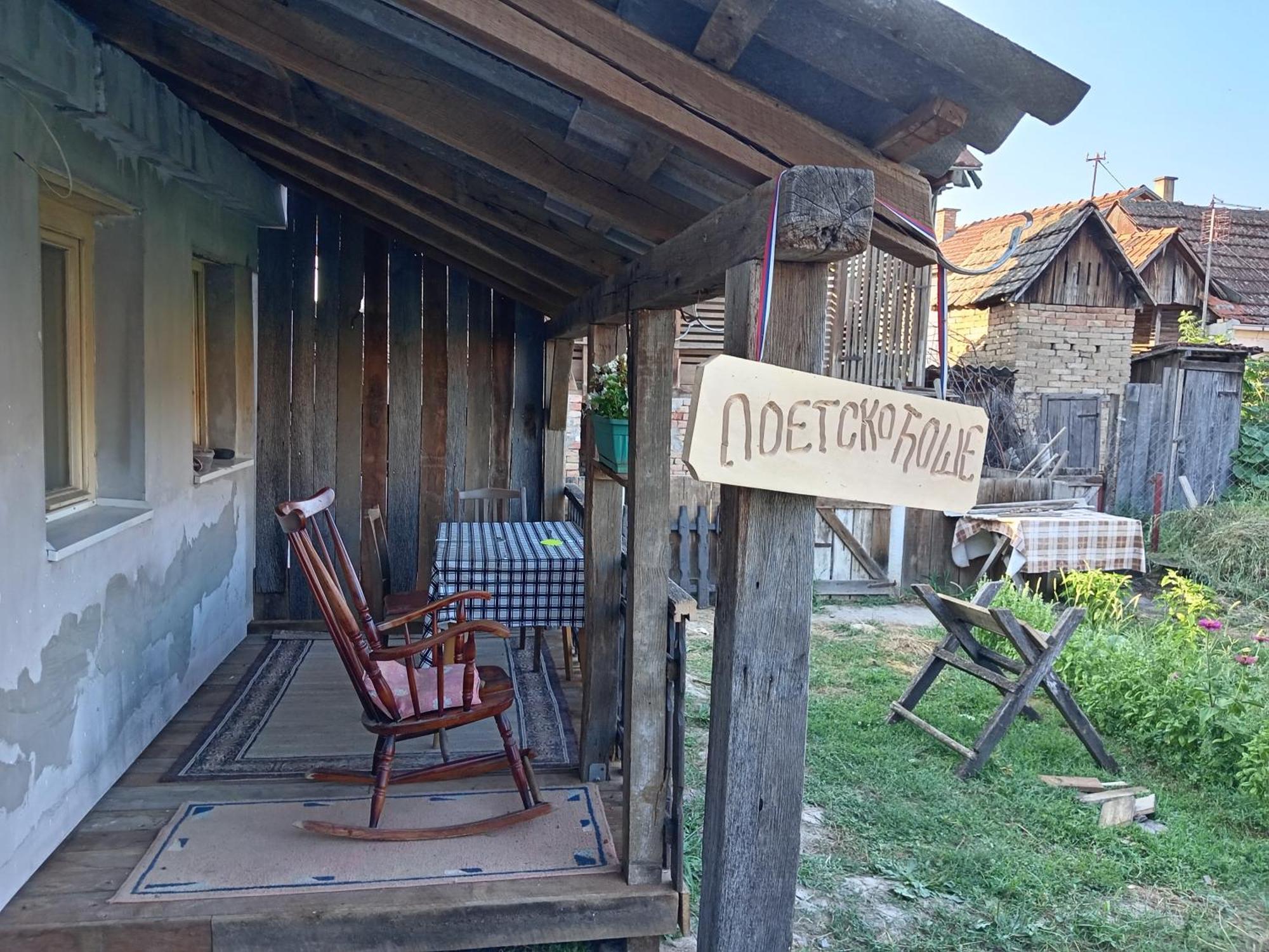 Pensjonat "Poetsko Cose" Nikole Tesle 86 Morović Zewnętrze zdjęcie